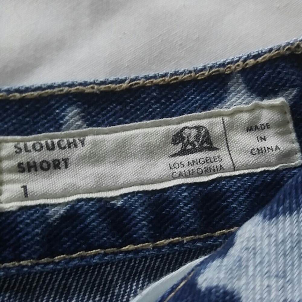 Shorts - Picture 4 of 6